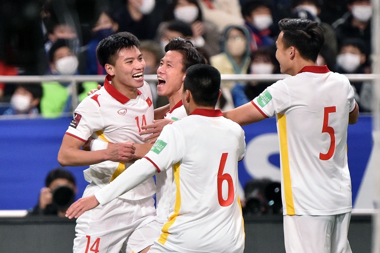 Video bóng đá Nhật Bản - Việt Nam: Địa chấn hiệp 1, điểm số lịch sử (Vòng loại World Cup) - 1