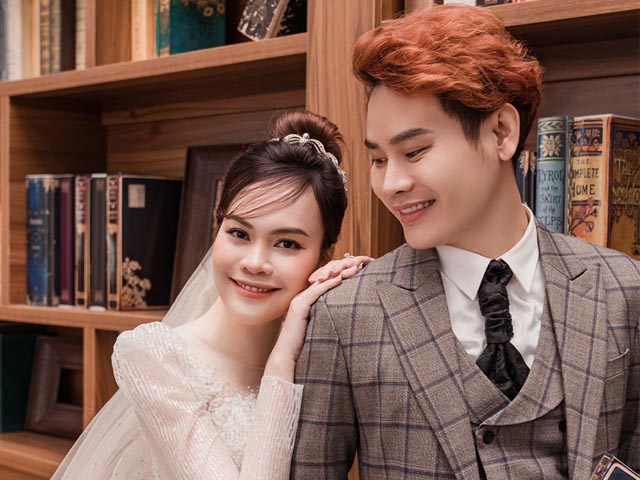 Đời sống Showbiz - MC Hồng Phúc làm điều đặc biệt kỷ niệm 23 gắn bó với vợ diễn viên xinh đẹp