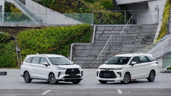 60 million dong difference, what better Toyota Veloz Cross than Avanza Premio CVT?  - first
