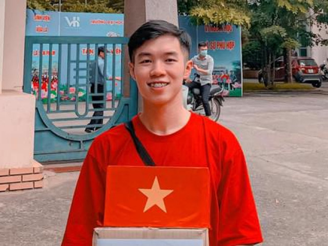 Bạn trẻ - Cuộc sống - Từ sinh viên ngành Ô tô đến chủ kênh TikTok nổi bật