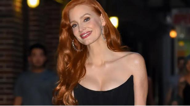 What makes Jessica Chastain's beauty?  - first