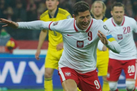 Video bóng đá Ba Lan - Thụy Điển: Lewandowski bùng nổ gieo sầu Ibrahimovic (Play-off World Cup)