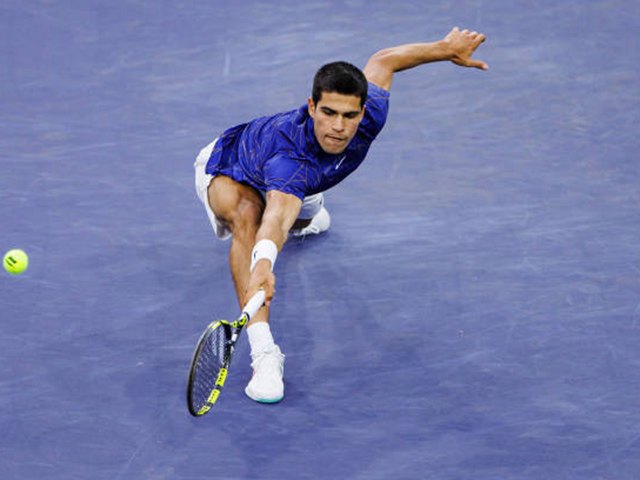 Thể thao - Video tennis Tsitsipas - Alcaraz: Cứu break thần kỳ, "gieo sầu" đàn anh (Miami Open)