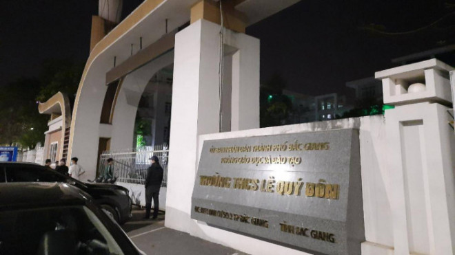 Trường THPT Lê Quý Đôn, nơi xảy ra vụ việc giáo viên thể dục tử vong trong tư thế treo cổ.