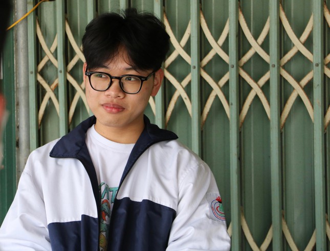 Ha Tinh male student won first prize in National Chemistry subject: "Low starting point, so I have to try"  - first