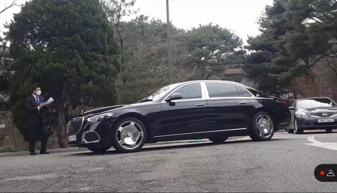 High-end luxury cars converge at HyunBin and Son Ye Jin's wedding - 9