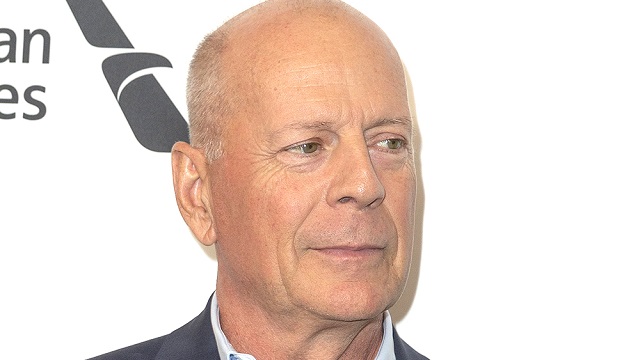 Hội chứng bất lực ngôn ngữ là căn bệnh như thế nào mà khiến nam tài tử Bruce Willis phải giã từ nghiệp diễn xuất - 1