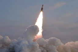 Triều Tiên phóng 3 tên lửa ngày cuối năm