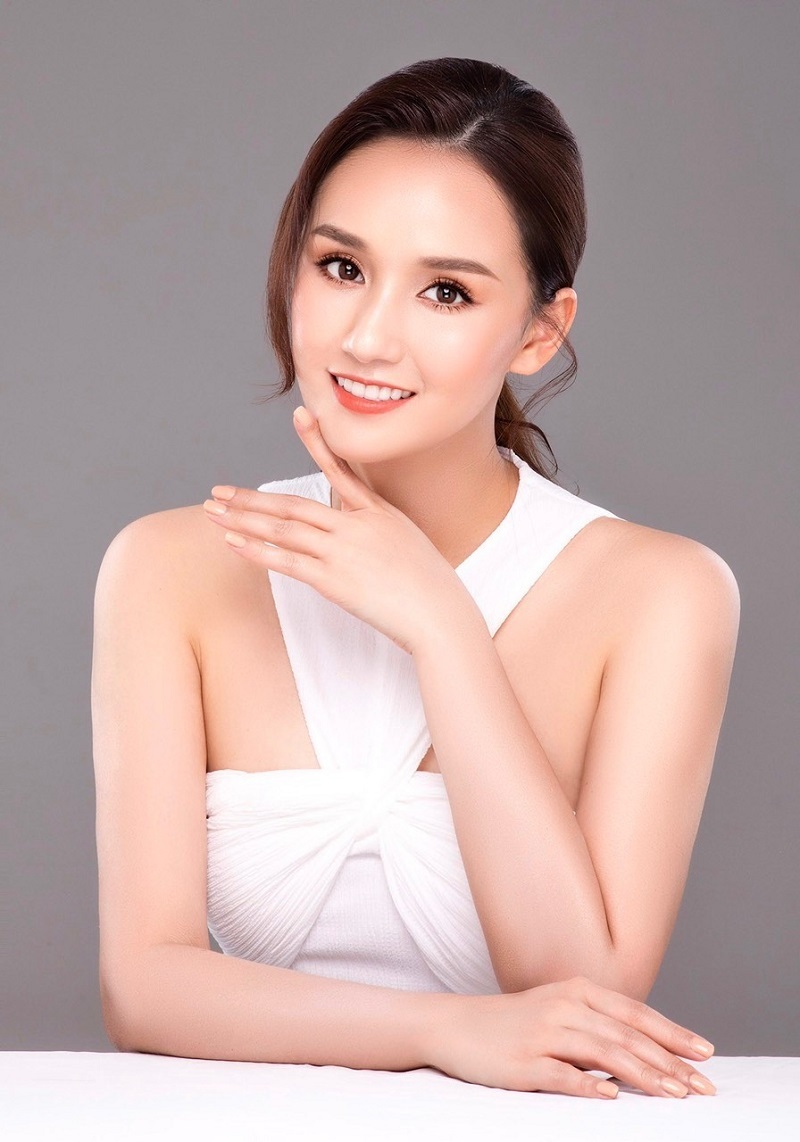 Nữ chủ tịch công ty kim cương Việt khoe body “khét lẹt” nhân dịp đầu xuân năm mới - 5