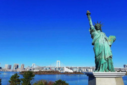 Tượng Nữ thần Tự do ở Mỹ là quà tặng của đất nước nào?