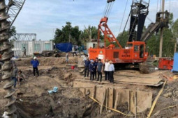 Tin tức trong ngày - Bộ GTVT điều cán bộ kỹ thuật ứng cứu cháu bé rơi xuống ống cọc bê tông