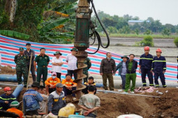 TP.HCM, Công binh Quân khu 9 tăng cường hỗ trợ cứu bé trai rơi vào ống trụ bê tông sâu 35m