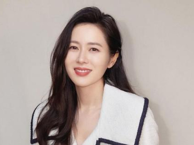 Giải trí - Sao Hàn gây sốc nhất 2022: Son Ye Jin đầu bảng