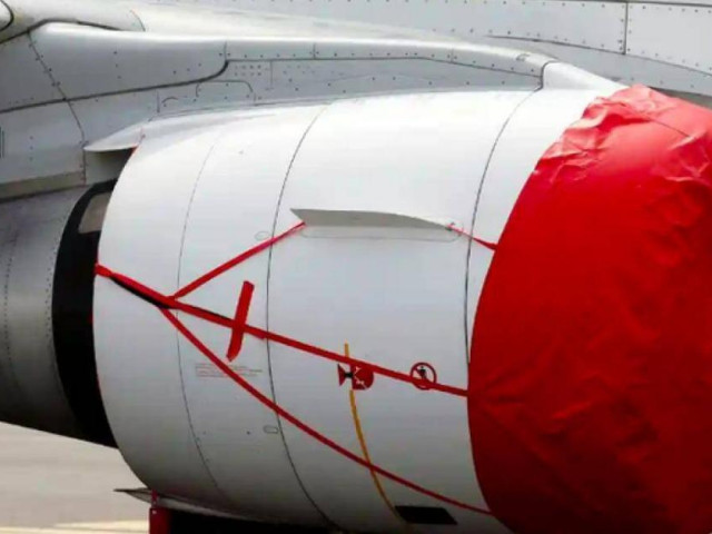 Thế giới - Mỹ: Nhân viên sân bay thiệt mạng vì bị hút vào động cơ máy bay