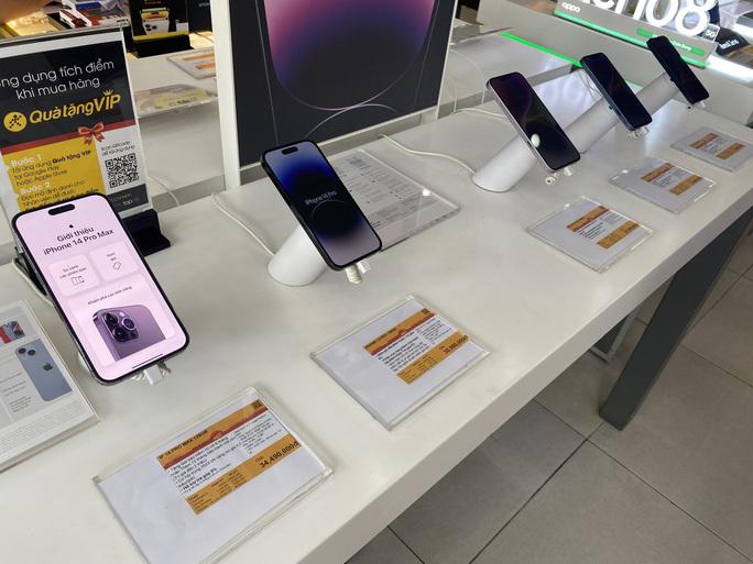 iPhone chưa qua sử dụng đua nhau giảm giá