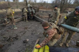 Ukraine cảnh báo sau vụ tấn công làm Nga thiệt hại lớn ở Donbas