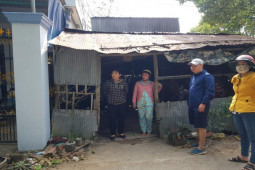 Tin tức trong ngày - Quân khu 9 hỗ trợ một căn nhà cho gia đình cháu bé 10 tuổi rơi xuống hố bê tông