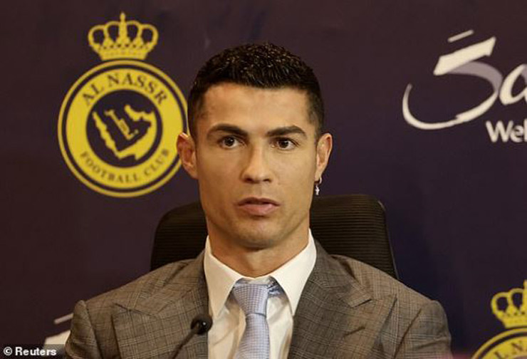 Ronaldo thổ lộ tâm tư khi bất ngờ gia
nhập Al Nassr