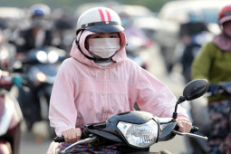 Tin tức trong ngày - Thời tiết ngày 4/1: Miền Bắc hửng nắng, miền Trung mưa to nhiều nơi