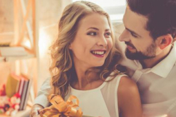 Thiếu gia dính 'bùa yêu' và cái kết đắng ngăn ngắt sau tháng ngày dài gồng gánh 'tình phí'