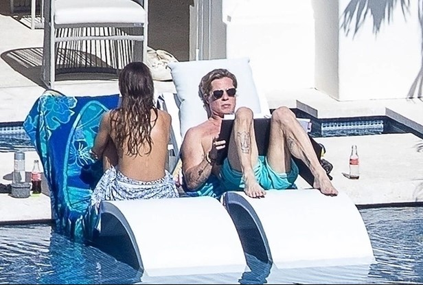 Hình ảnh của Brad Pitt bên bạn gái mới.