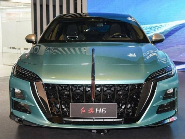 Cận cảnh Hồng Kỳ H6 2023 vừa ra mắt