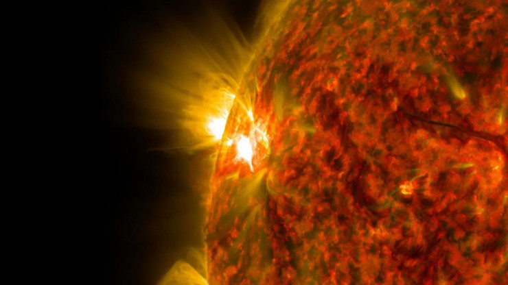 Một vụ phóng khối lượng đăng quang được quan sát bởi tàu vũ trụ của NASA đang bay quanh Mặt Trời - Ảnh: SDO/NASA