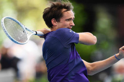 Video tennis Medvedev - Kecmanovic: Ngỡ ngàng 6-0, giật vé tứ kết (Adelaide)