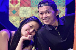 Đời sống Showbiz - Hoài Linh xuất hiện tươi tắn, hé lộ "bạn gái sân khấu" khiến nhiều người bất ngờ