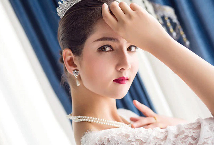 Nổi bật nhất phải kể đến các cô gái dân tộc Duy Ngô Nhĩ.&nbsp;
