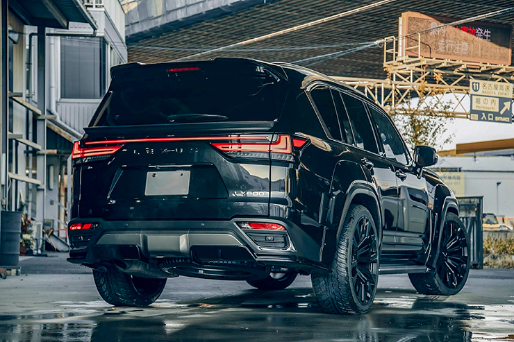 Lexus LX600 ngầu hơn trong gói nâng cấp thân rộng của Liberty Walk - 2