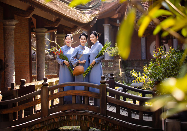 Nét đẹp truyền thống được truyền tải trọn vẹn trong bộ ảnh thời trang.