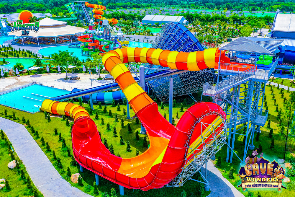 Chinh phục cảm giác mạnh cùng các trò chơi ngoạn mục. Ảnh:&nbsp;Vịnh Kỳ Diệu - The Amazing Bay