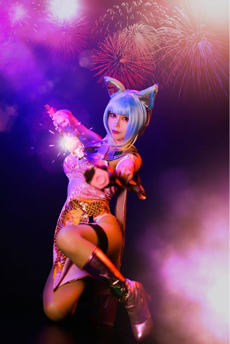 Dân mạng mê mẩn với phiên bản cosplay xạ thủ Violet Pháo Hoa Neon siêu lung linh - 7