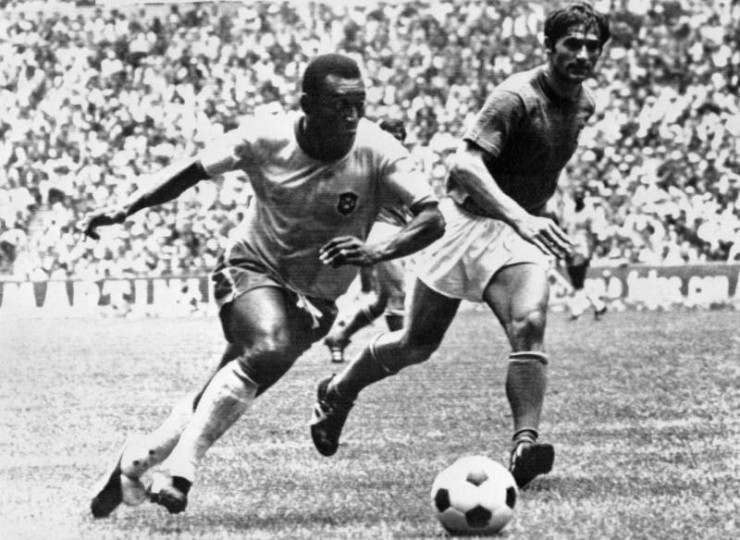 Pele trong trận chung kết World Cup ngày 21/6/1970 tại Mexico khi Brazil đối đầu với Italia