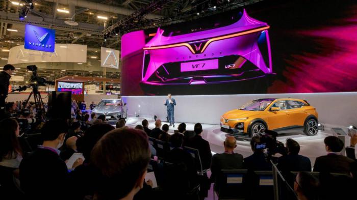 VinFast công bố chi tiết thông số kỹ thuật hai mẫu SUV điện VF 6 - VF 7 và nhận đặt hàng 2 mẫu xe trên từ tháng 3/2023