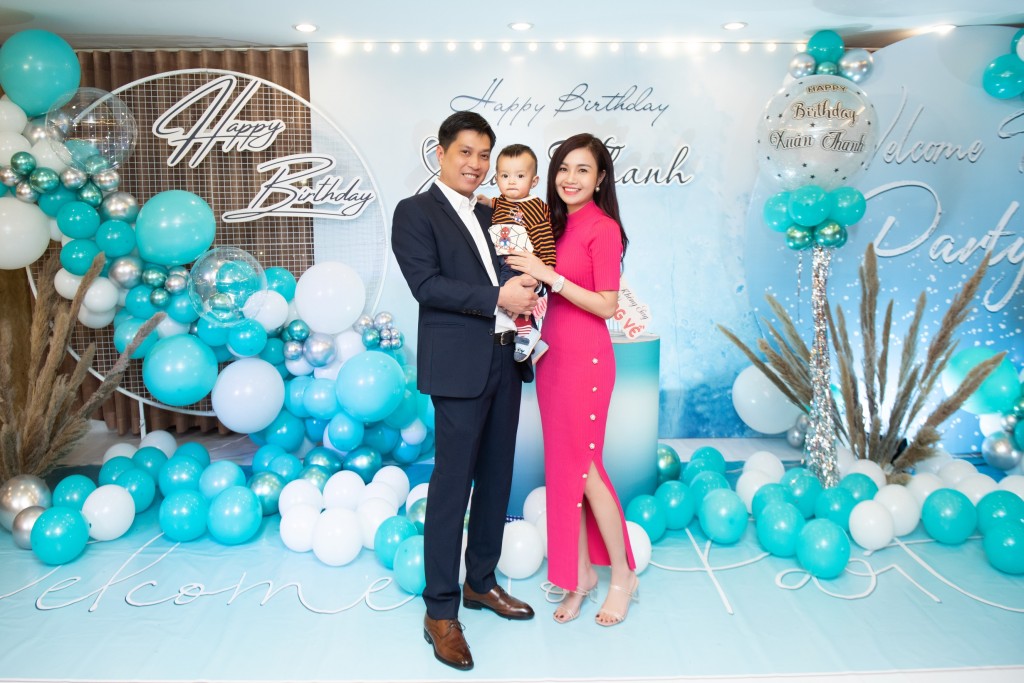 Con trai Tiger đáng yêu của vợ chồng Tuấn Anh