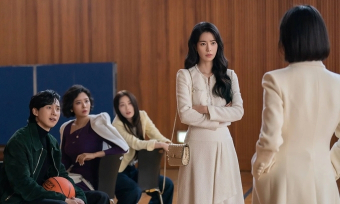 "The Glory" - Phim 18+ của Song Hye Kyo: Nữ chính có đáng bị miệt thị? - 4