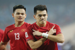 Video bóng đá Việt Nam - Indonesia: Đỉnh cao Tiến Linh - Hùng Dũng, ”vé vàng” xứng đáng (AFF Cup)