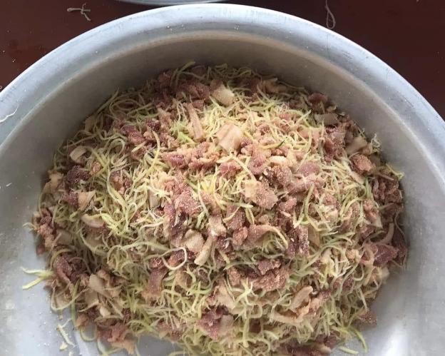 Nguyên liệu không thể thiếu khi làm thịt chua đu đủ