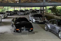 Ngắm xe - Ông Đặng Lê Nguyên Vũ "tậu" Ferrari 458 Italia độ thân rộng