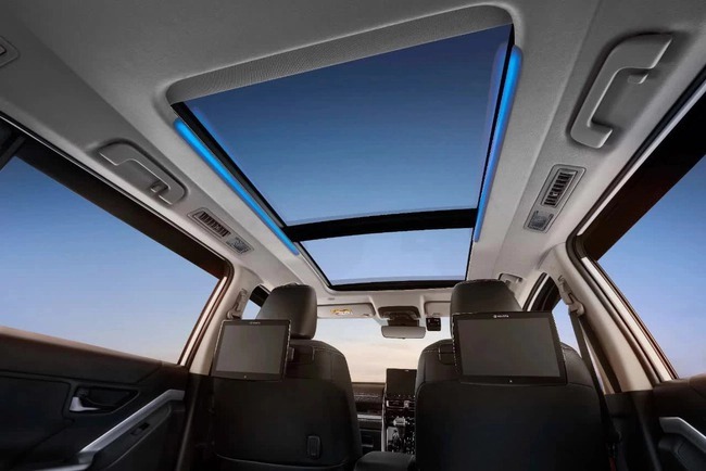 Rộ tin Toyota Innova thế hệ mới sẽ được nhập khẩu về Việt Nam - 6