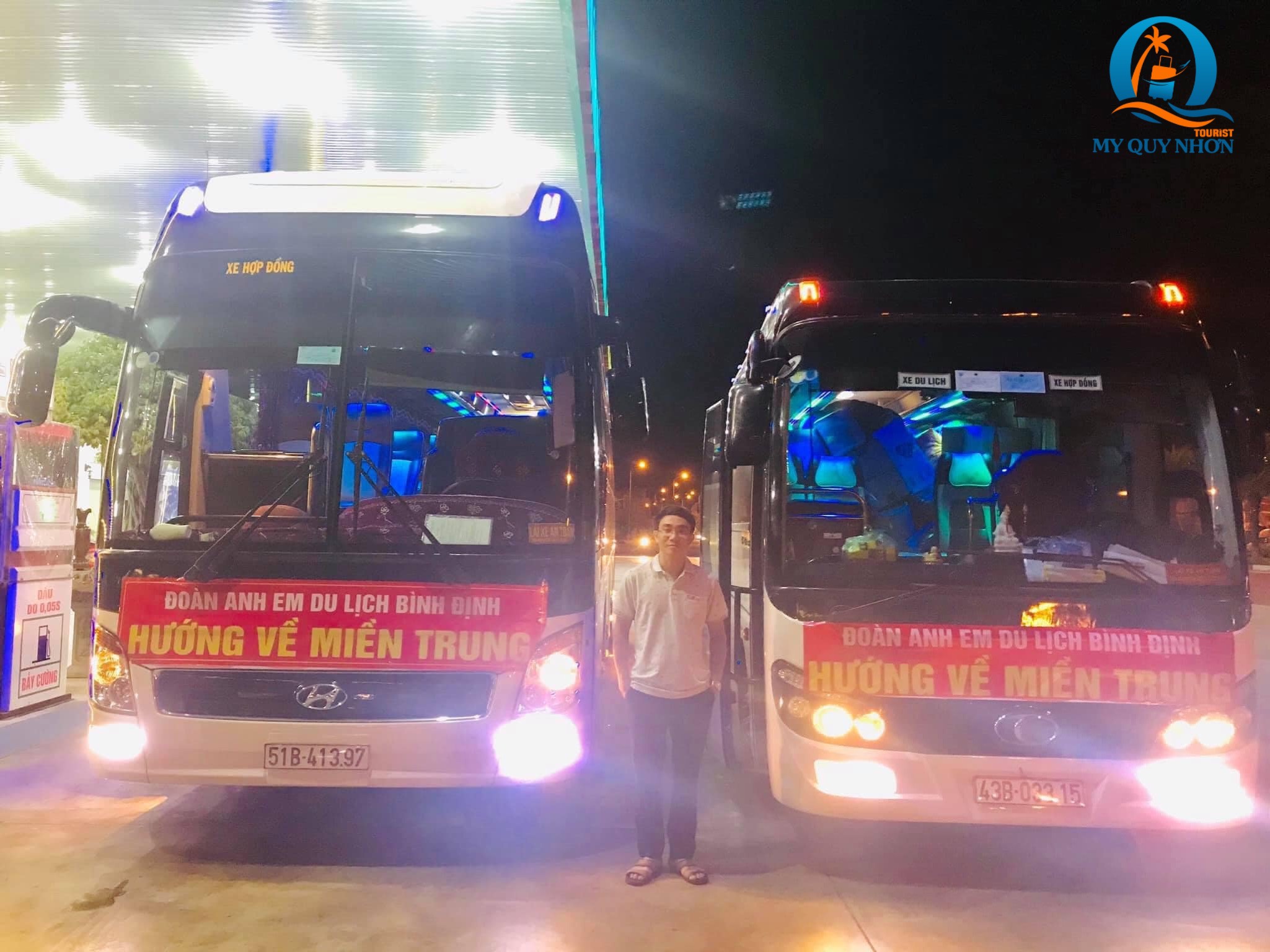 Anh Bùi Huy Tám trong một lần cứu trợ lũ lụt tại Quảng Bình năm 2019.