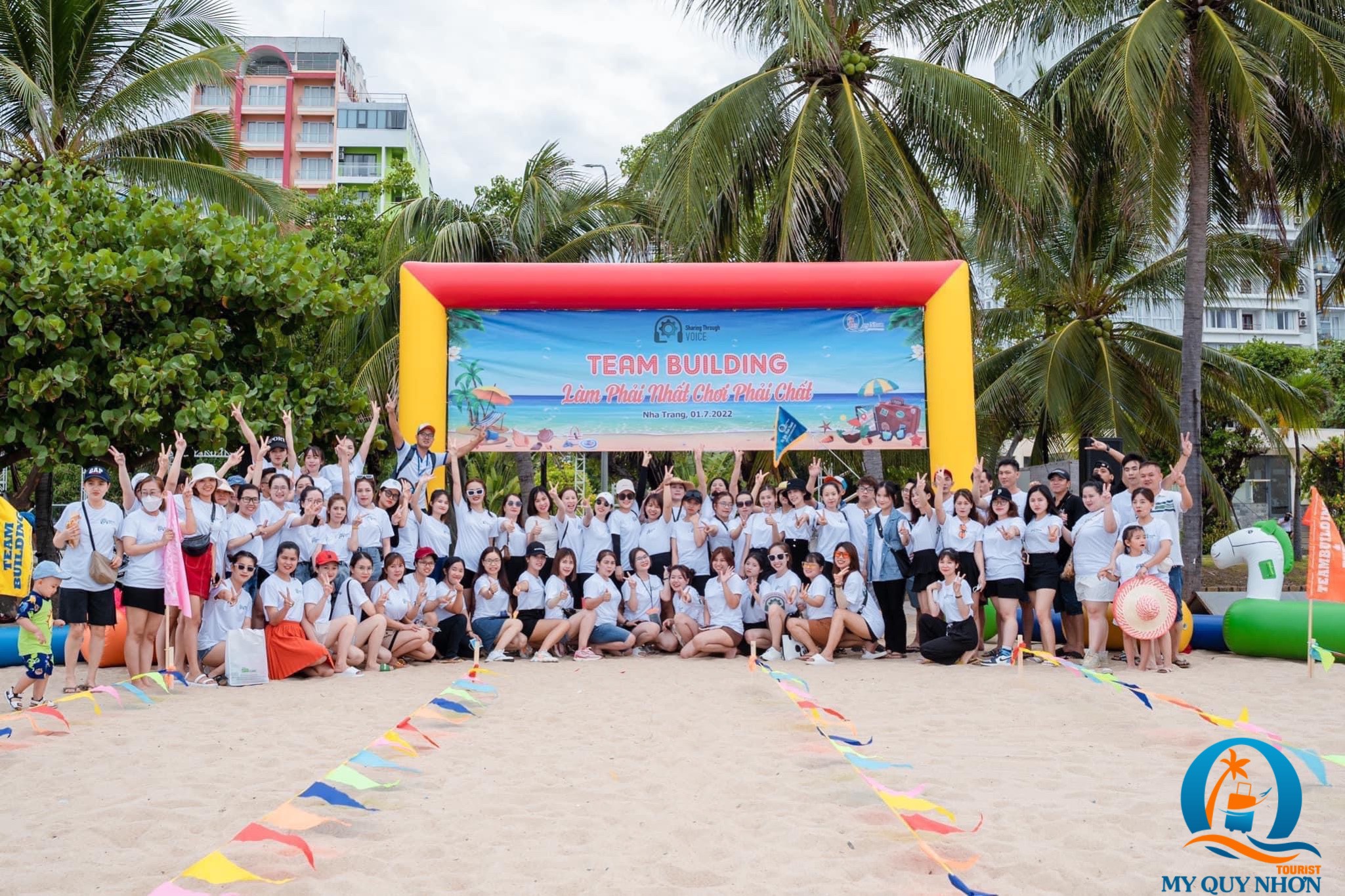 Tour du lịch kết hợp team building bãi biển