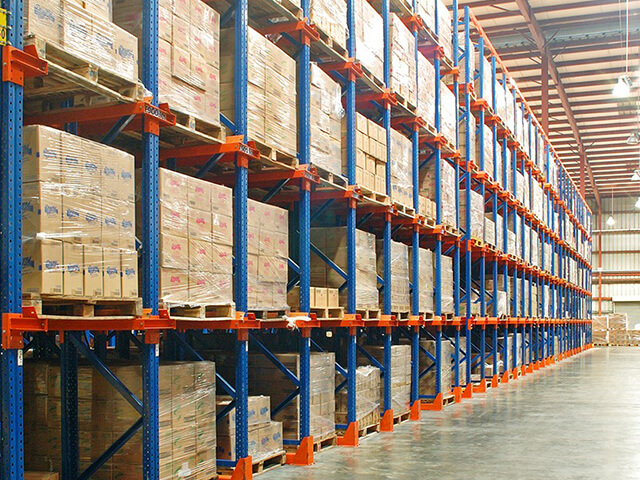 Lựa chọn đúng loại kệ phù hợp với hàng hóa sẽ giúp tiết giảm chi phí kho doanh nghiệp