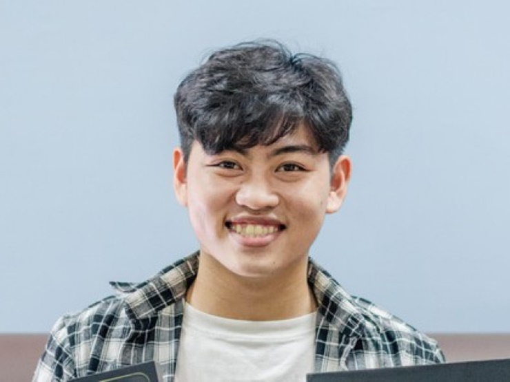 Hiện kênh NTM Vlog của Minh Trường đang có gần 1 triệu người theo dõi, các clip có đến hàng triệu lượt xem.
