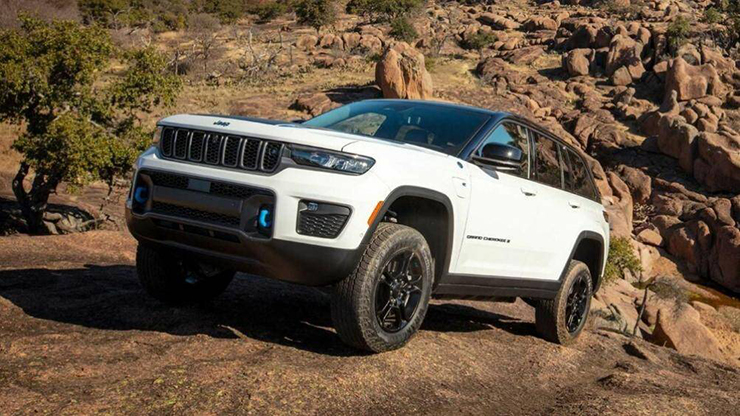 9. Jeep Grand Cherokee: 223.345 xe
