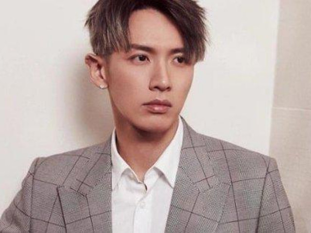 Đời sống Showbiz - Tài tử Kha Chấn Đông biến dạng khuôn mặt vì tai nạn