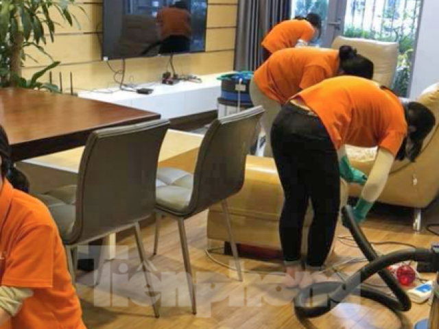Kinh doanh - Bất ngờ với thu nhập của nhân viên dọn nhà dịp Tết