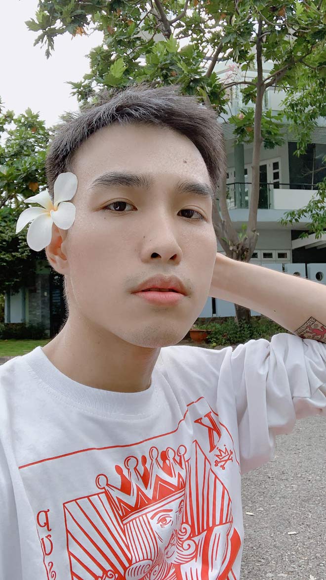 “Thánh chế” Củ Tỏi giờ ra sao sau 8 năm "im hơi lặng tiếng"? - 2
